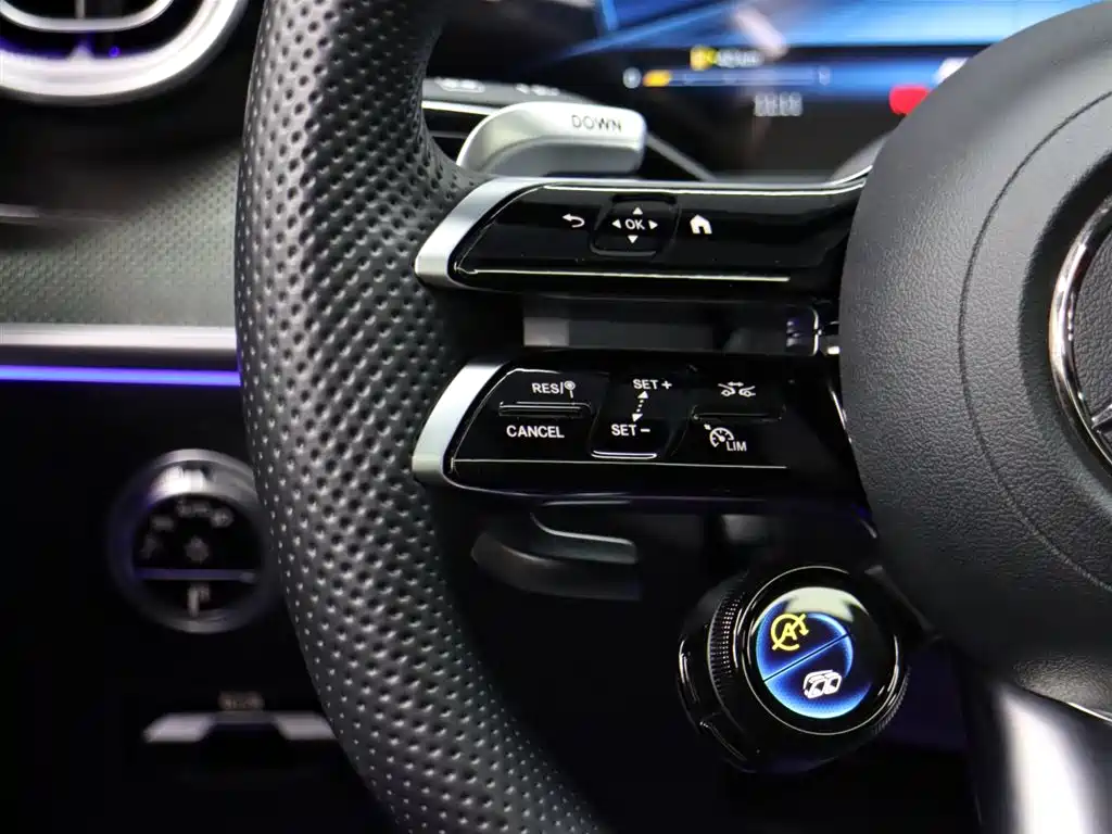Mercedes-Benz C-Class AMG 2024 — фото 14