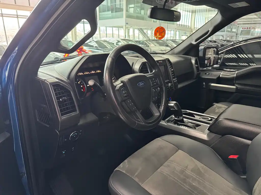 Ford F-150 Raptor 2018 — фото 10