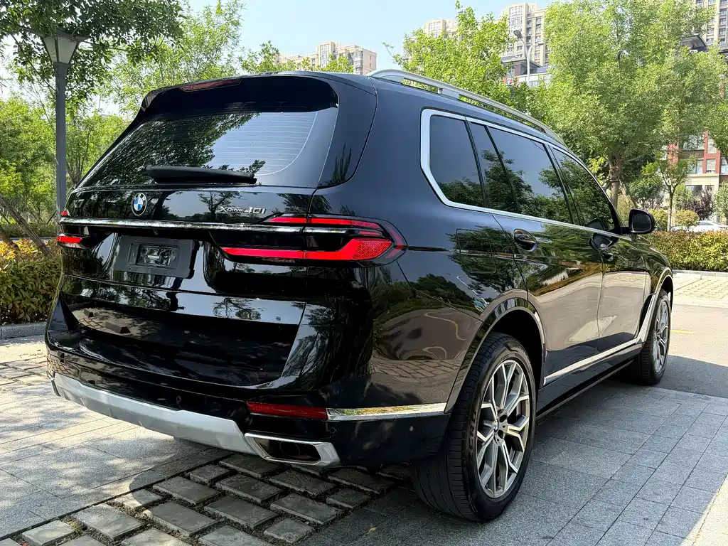 BMW X7 2023 — фото 4