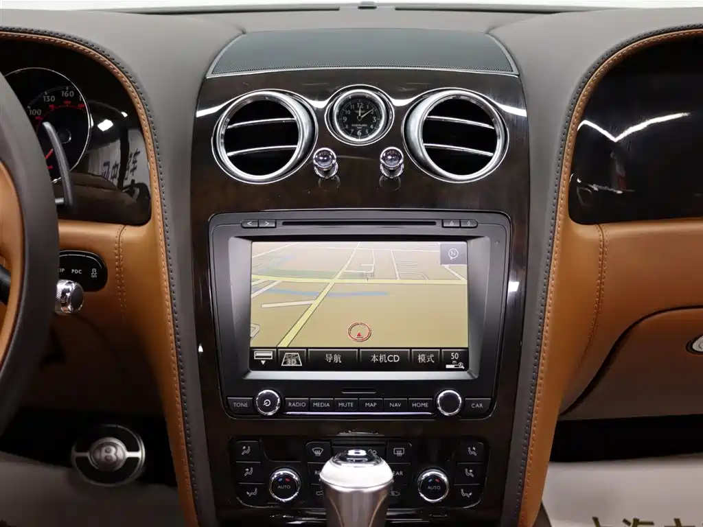 Bentley Flying Spur 2012 — фото 13