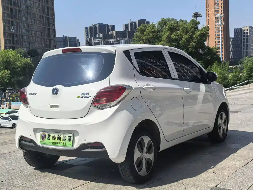 Changan Benben E-Star 2021 — фото 7