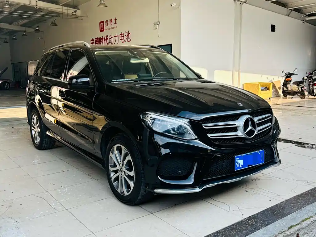 Mercedes-Benz GLE 2018 — фото 3