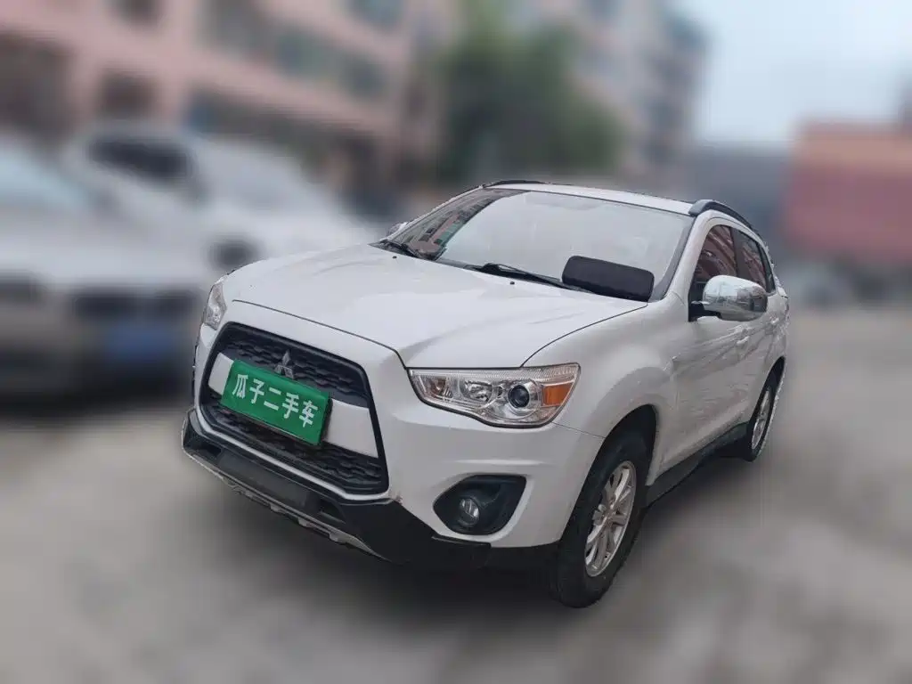 Mitsubishi ASX 2015 — фото 2