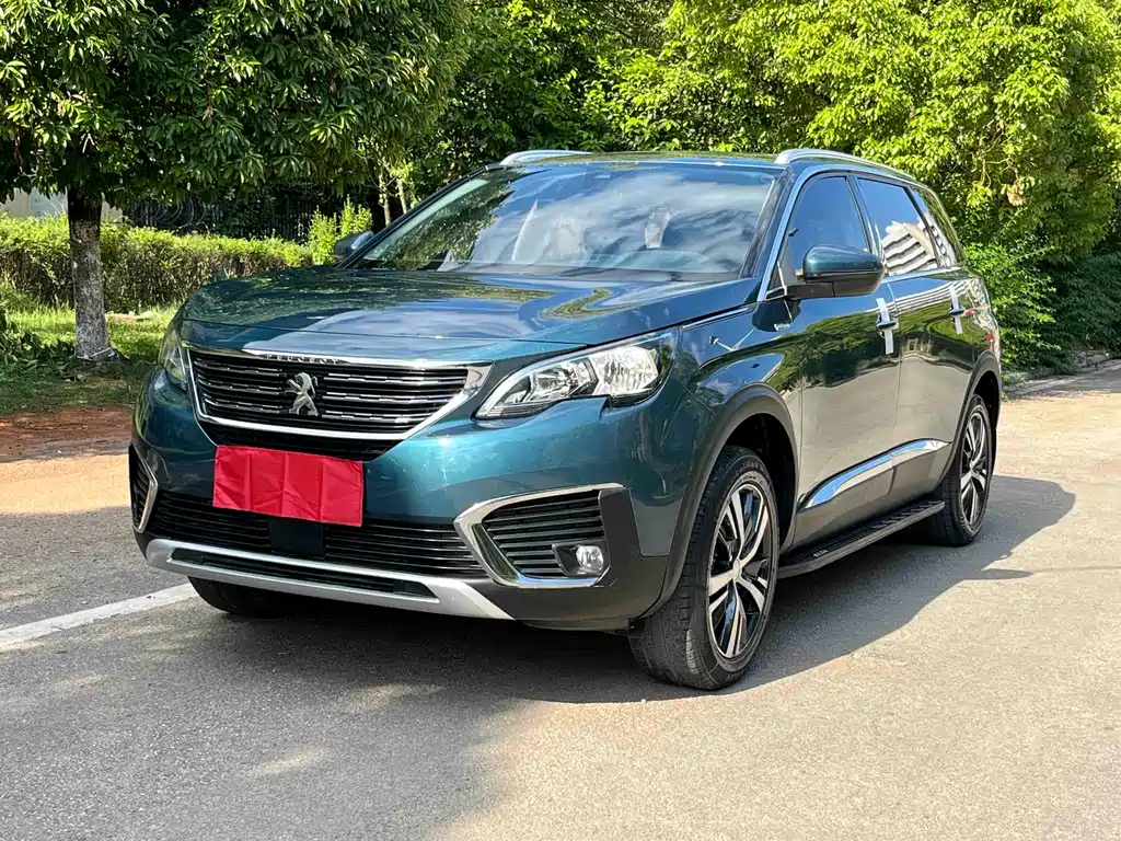 Peugeot 5008 2018 — фото 1