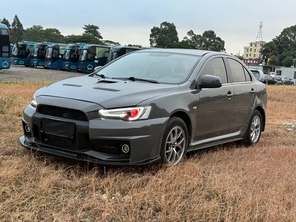 Mitsubishi Lancer EX 2012 — фото 1