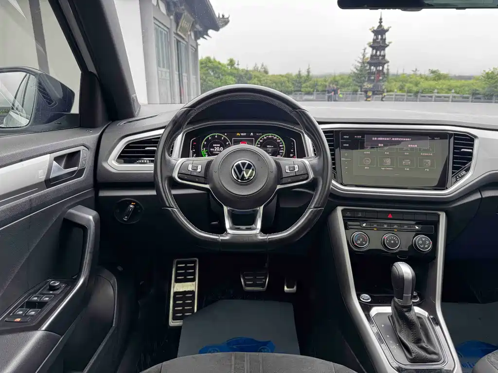 Volkswagen T-Roc 2022 — фото 16