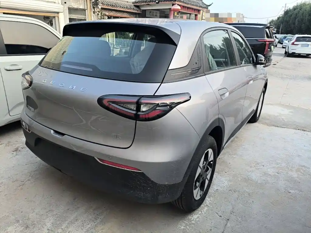 Geely Galaxy Starwish 2026 — фото 7