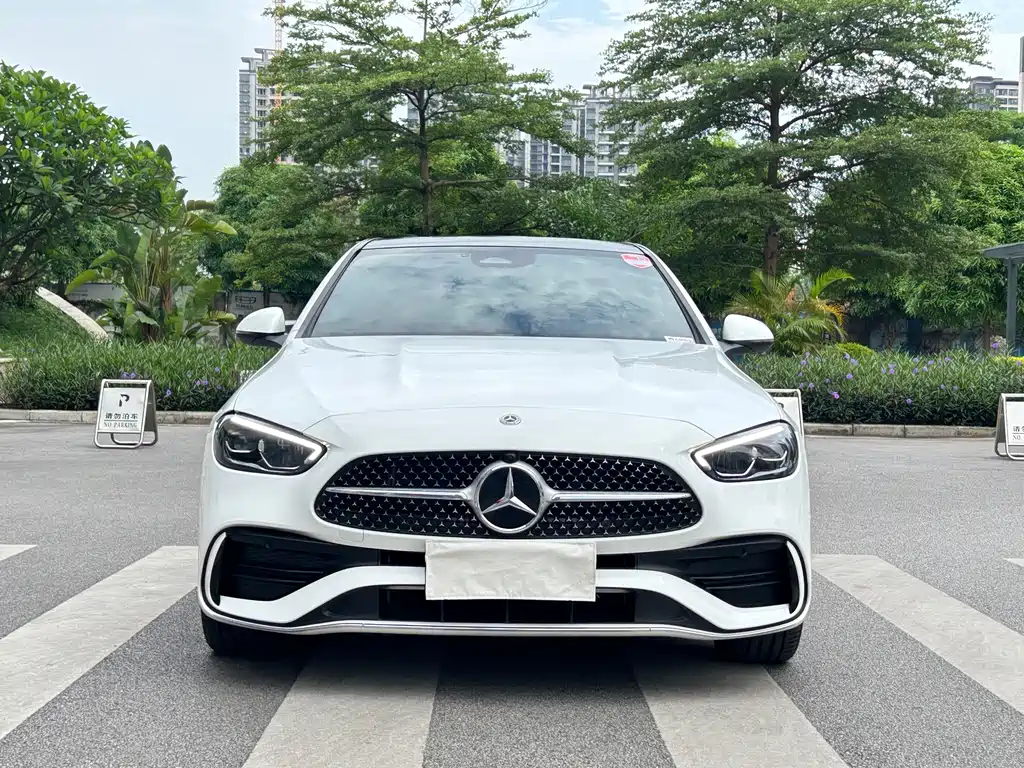 Mercedes-Benz C-Class 2023 — фото 2