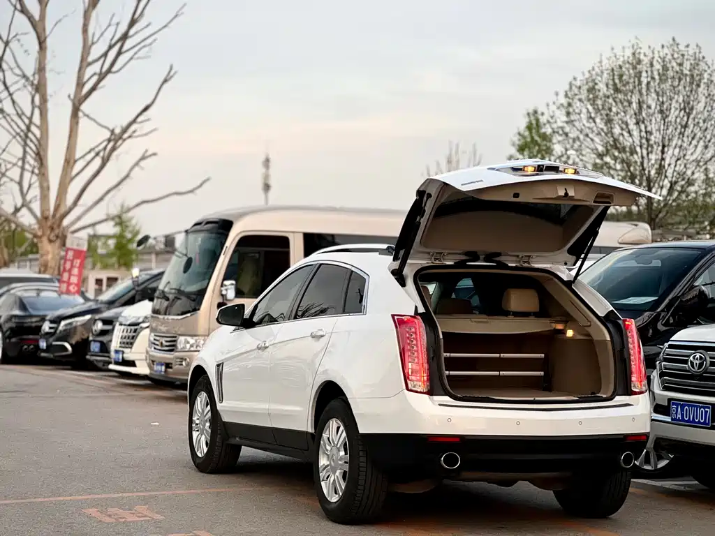Cadillac SRX 2013 — фото 5