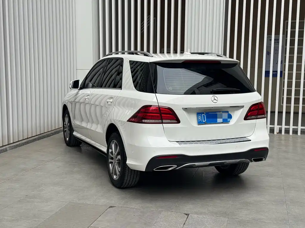 Mercedes-Benz GLE 2018 — фото 10