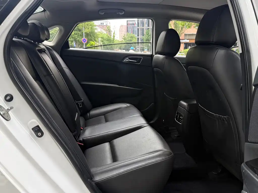 Hyundai Mistra 2016 — фото 13