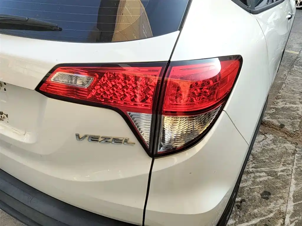 Honda Vezel 2021 — фото 8