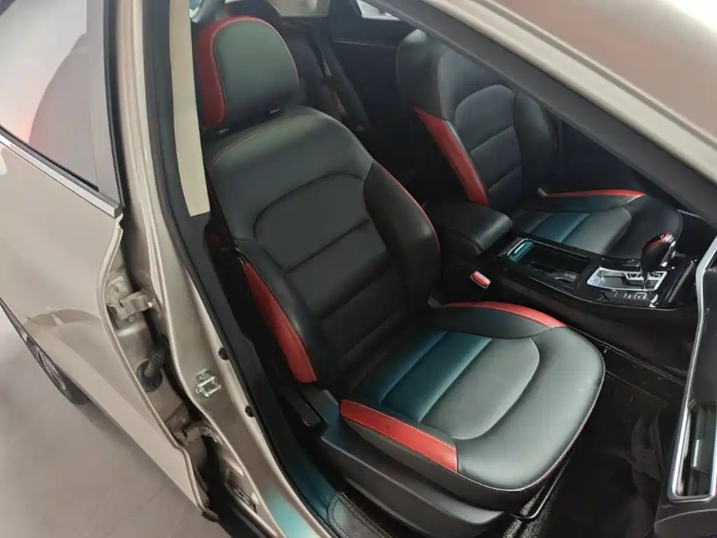 Geely Emgrand GS 2021 — фото 25