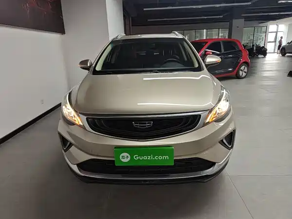 Geely Emgrand GS 2021