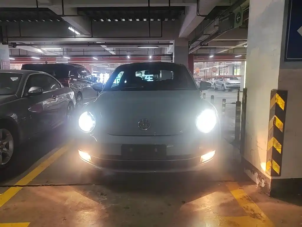 Volkswagen Beetle 2015