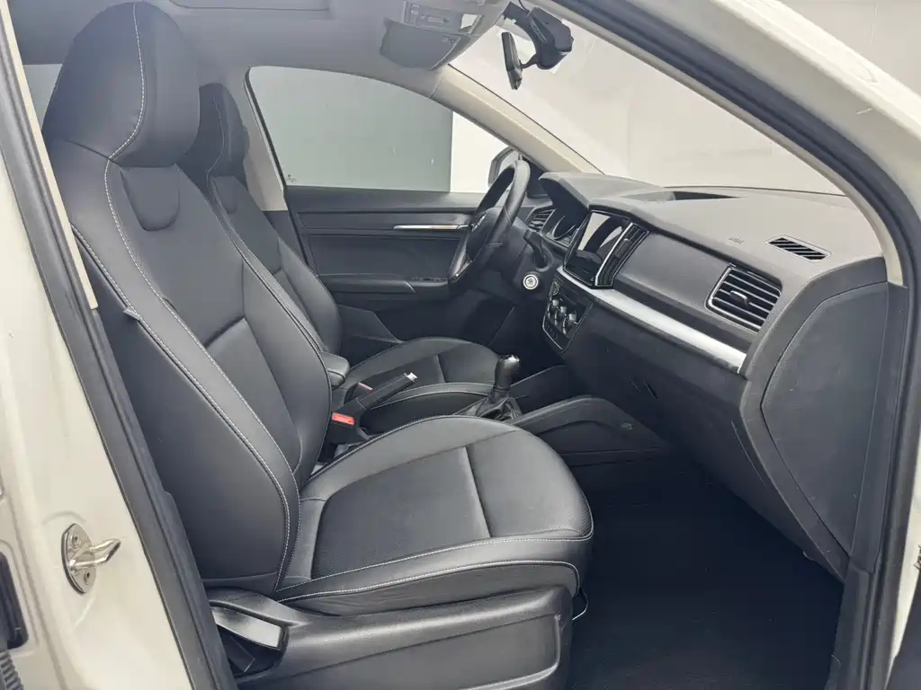 Skoda Kamiq 2021 — фото 11
