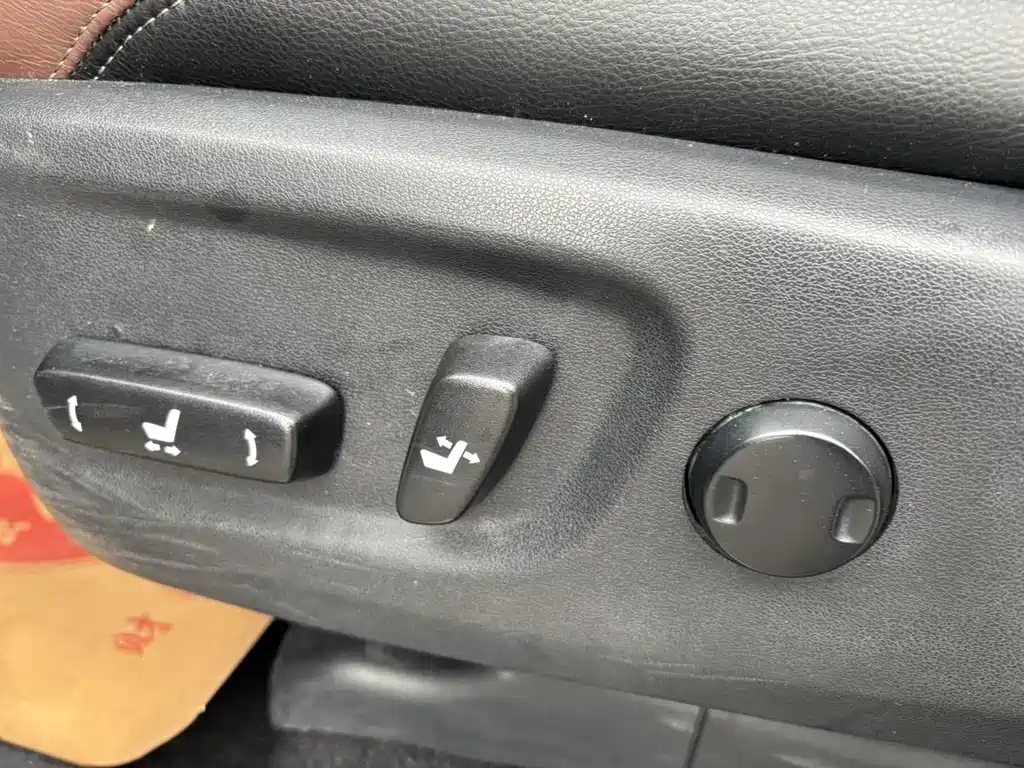 Toyota Prado 2017 — фото 16