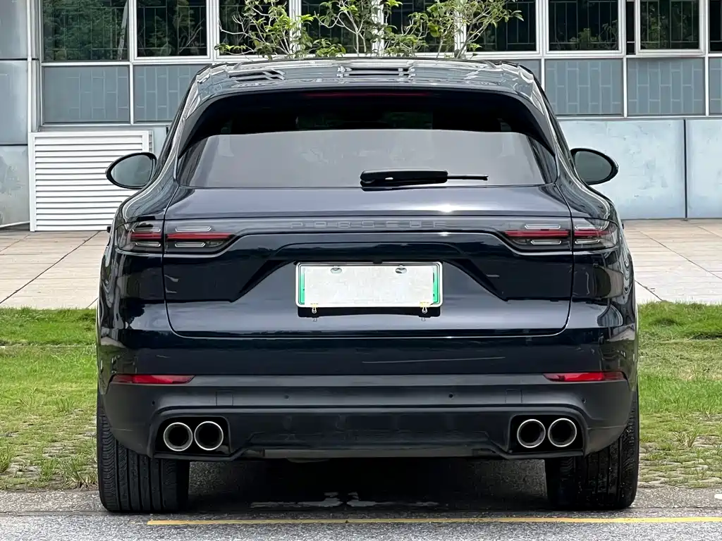Porsche Cayenne Hybrid 2023 — фото 5