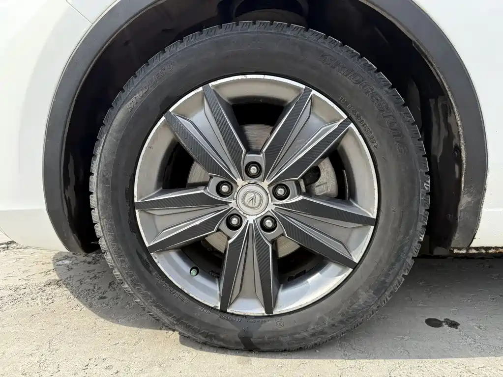 Changan Eado XT 2017 — фото 11