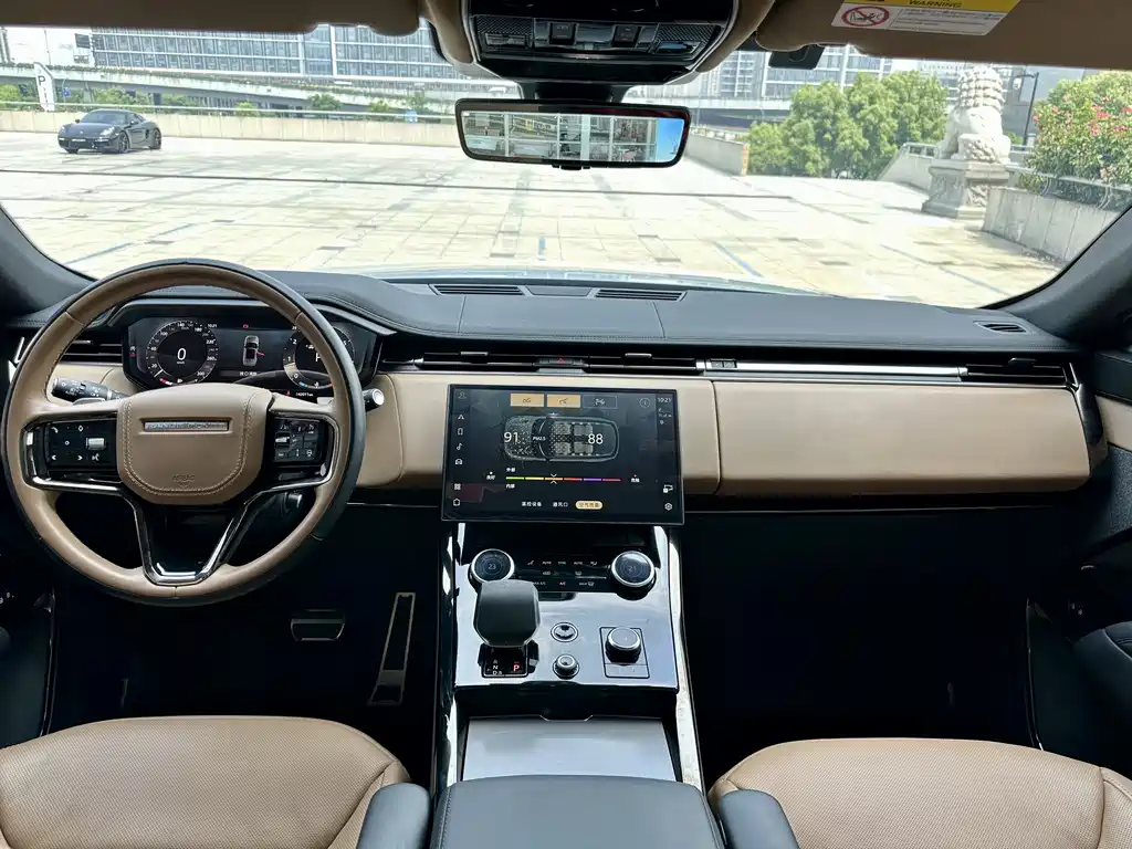 Land Rover Sport 2023 — фото 11