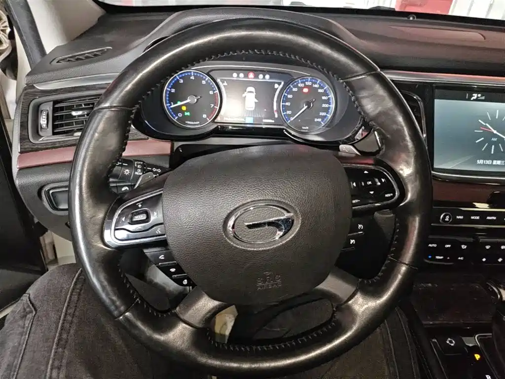GAC Motor Trumpchi GS8 2017 — фото 11