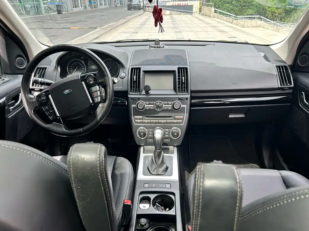 Land Rover Freelander 2 2014 — фото 16