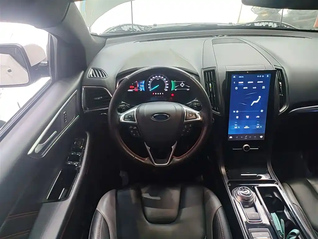 Ford Edge 2020 — фото 11