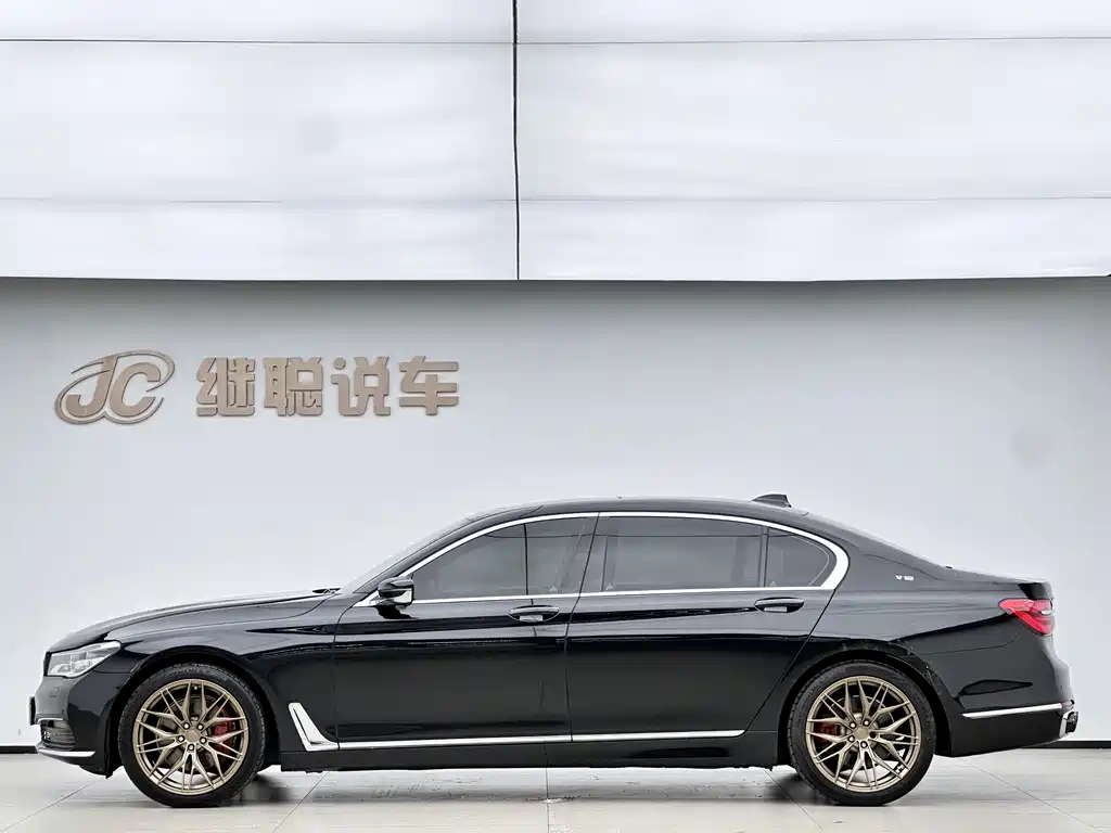 BMW 7 Series 2016 — фото 3