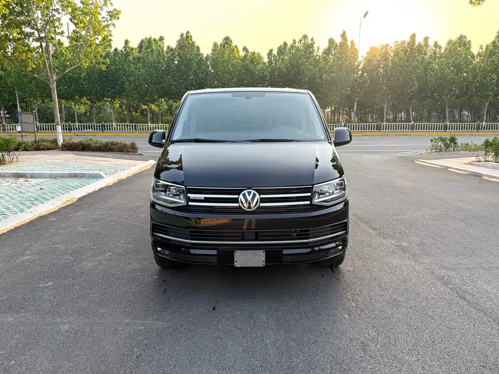 Volkswagen Multivan 2019 — фото 2