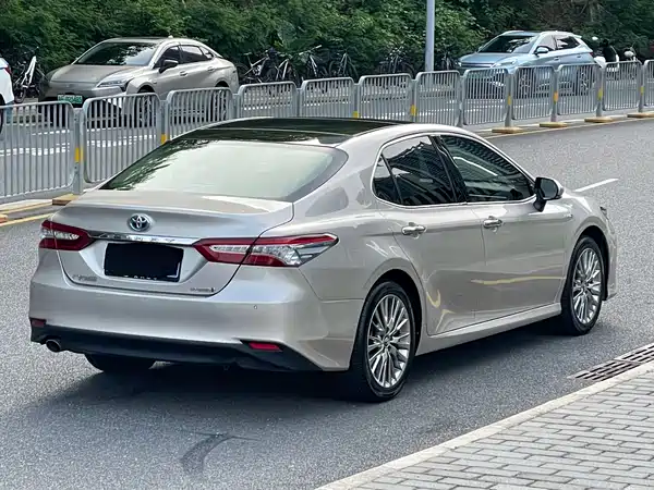 Toyota Camry 2019