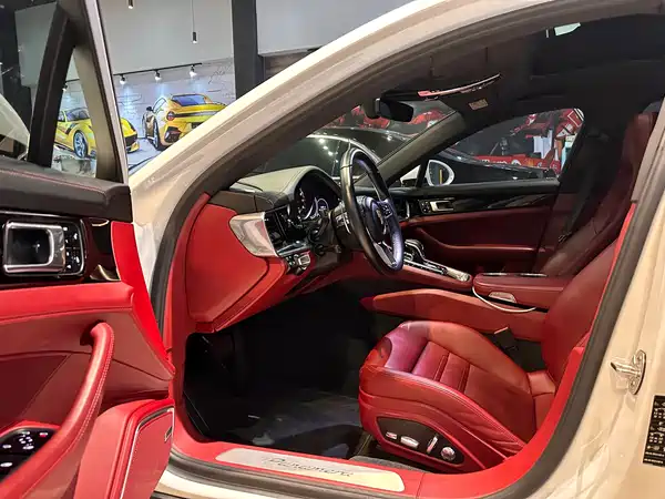 Porsche Panamera 2017