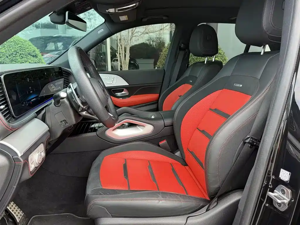 Mercedes-Benz GLE AMG 2026 — фото 13