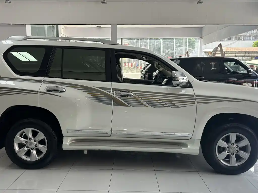 Toyota Prado 2019 — фото 20