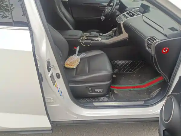 Lexus NX 2015