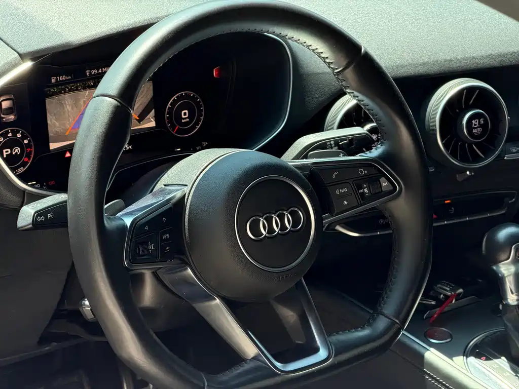 Audi TT 2015 — фото 5