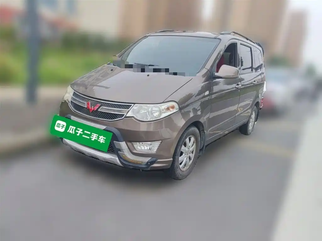 Wuling Hongguang 2015 — фото 2
