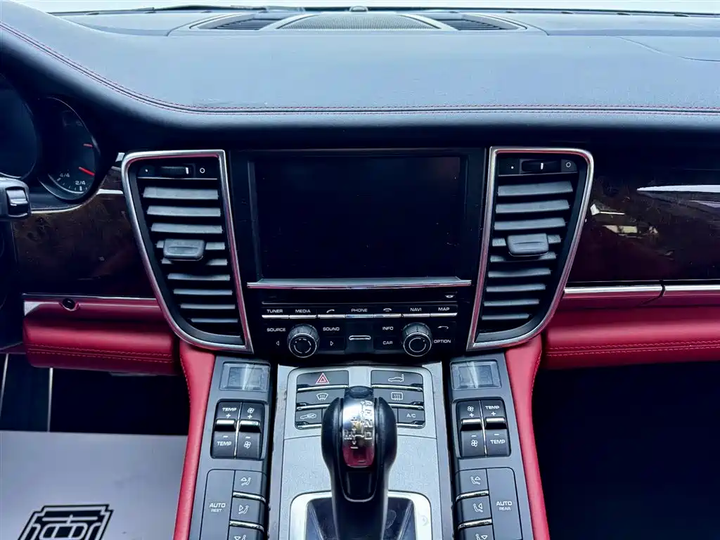 Porsche Panamera 2016 — фото 14