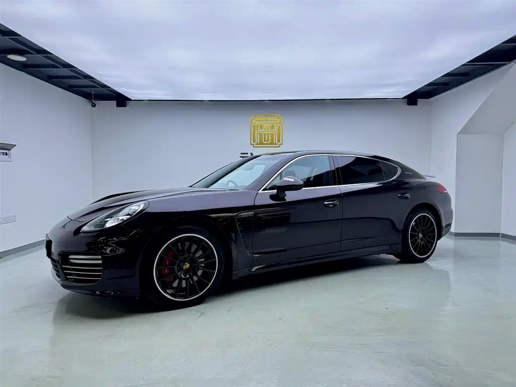 Porsche Panamera 2016 — фото 1
