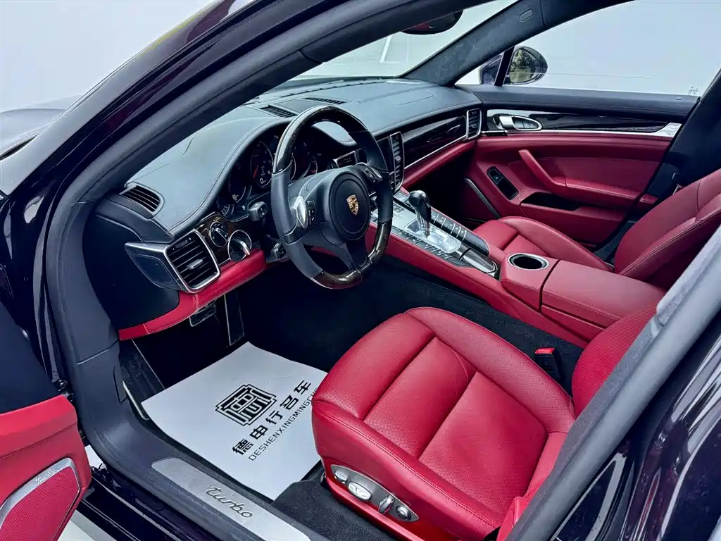 Porsche Panamera 2016 — фото 18