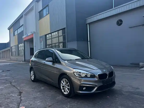 BMW 2 Series Station Wagon 2016