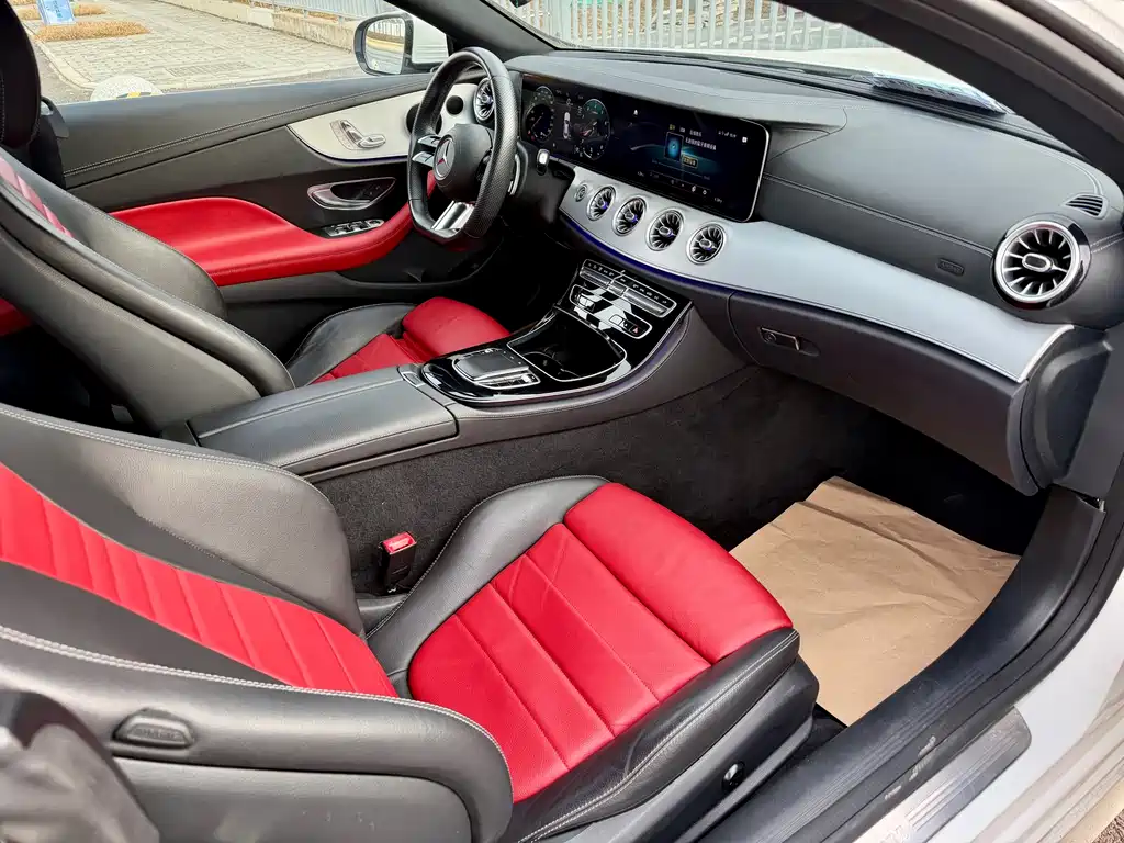 Mercedes-Benz E-Class 2023 — фото 10