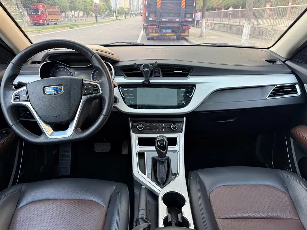 Geely Vision 2018 — фото 12