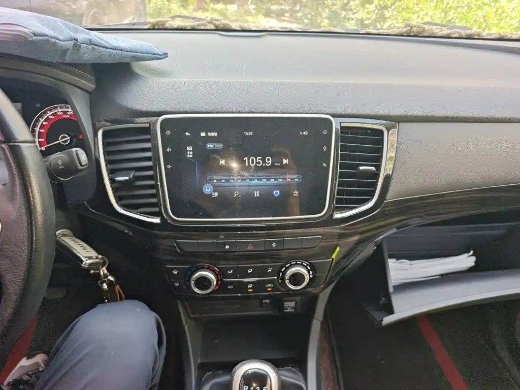 Isuzu Lingtuo 2022