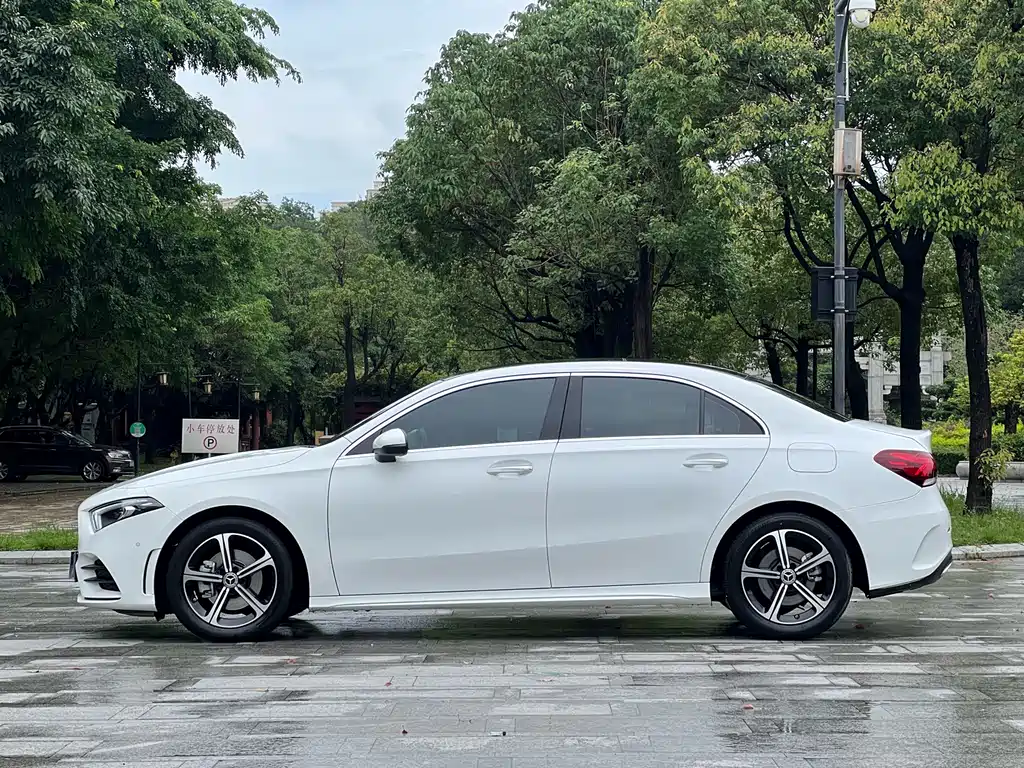 Mercedes-Benz A-Class 2023