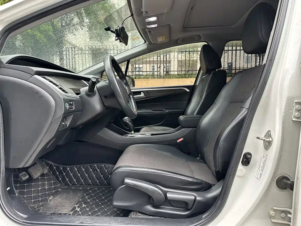 Honda Jade 2018 — фото 9