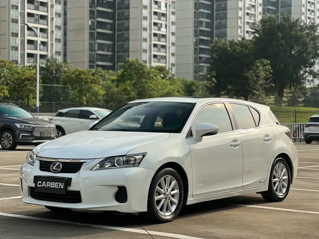 Lexus CT 2013