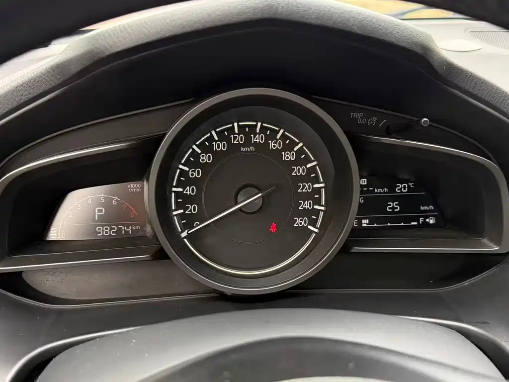 Mazda 3 Axela 2017 — фото 12