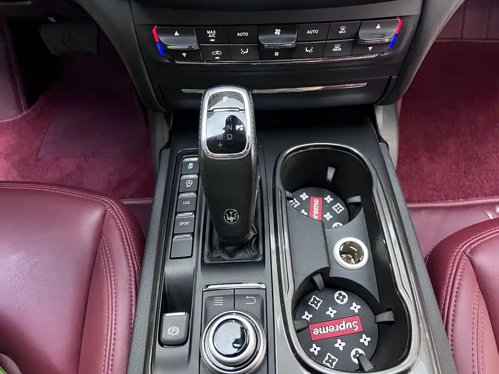 Maserati Ghibli 2021 — фото 11