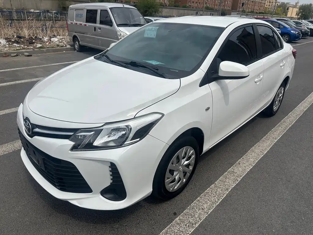 Toyota Vios 2020 — фото 1