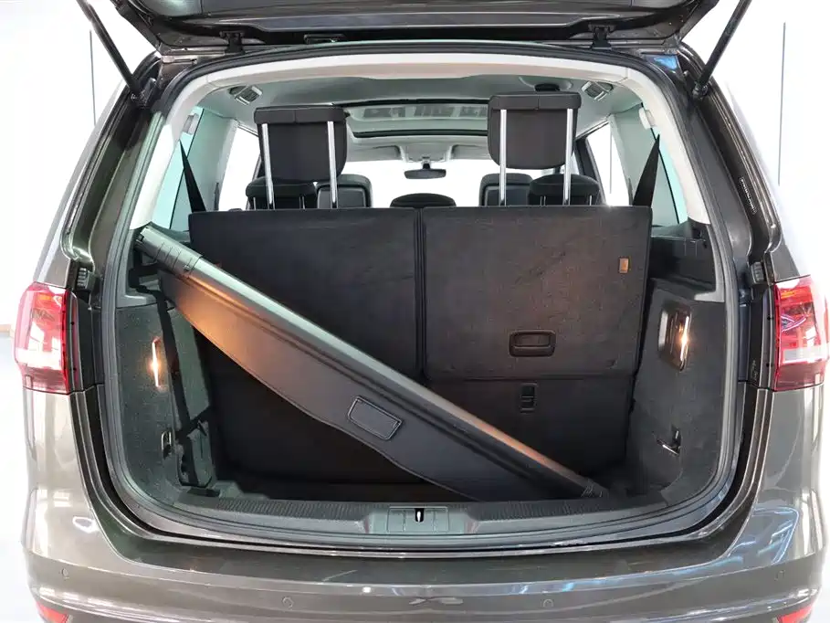 Volkswagen Sharan 2018 — фото 30